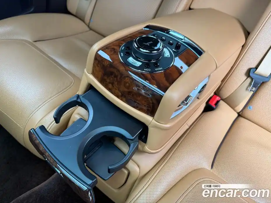 Rolls-Royce Ghost 2019 6.6 Автомат в Москве № 371103, фото 14