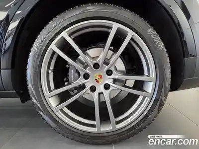 Porsche Cayenne 2021 3.0 Автомат в Москве № 374523, миниатюра 5