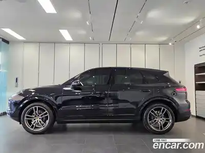 Porsche Cayenne 2021 3.0 Автомат в Москве № 374523, миниатюра 6
