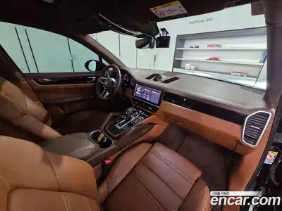 Porsche Cayenne 2021 3.0 Автомат в Москве № 374523, миниатюра 9