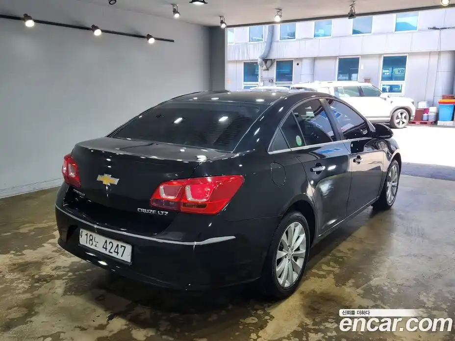Chevrolet Cruze 2015 1.8 Автомат в Москве № 37934, фото 6