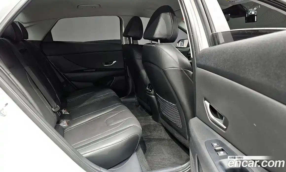 Hyundai Avante 2023 1.6 Автомат в Москве № 382130, фото 11