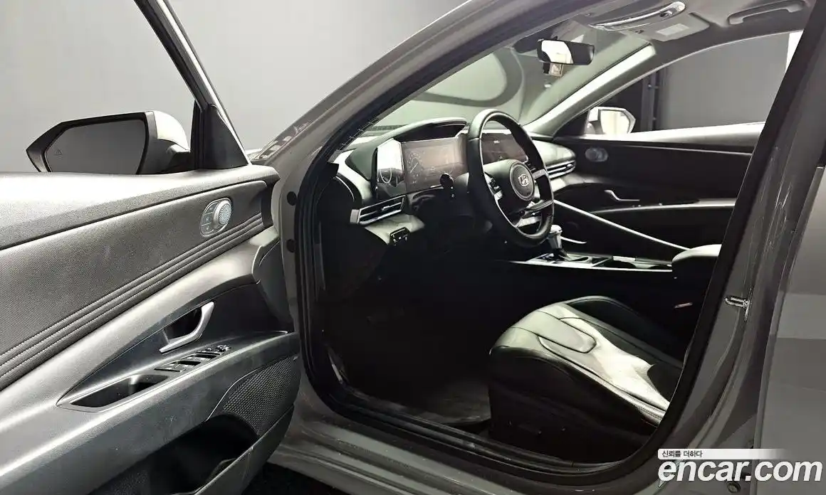 Hyundai Avante 2023 1.6 Автомат в Москве № 382130, фото 12