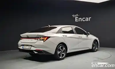 Hyundai Avante 2023 1.6 Автомат в Москве № 382130, миниатюра 2