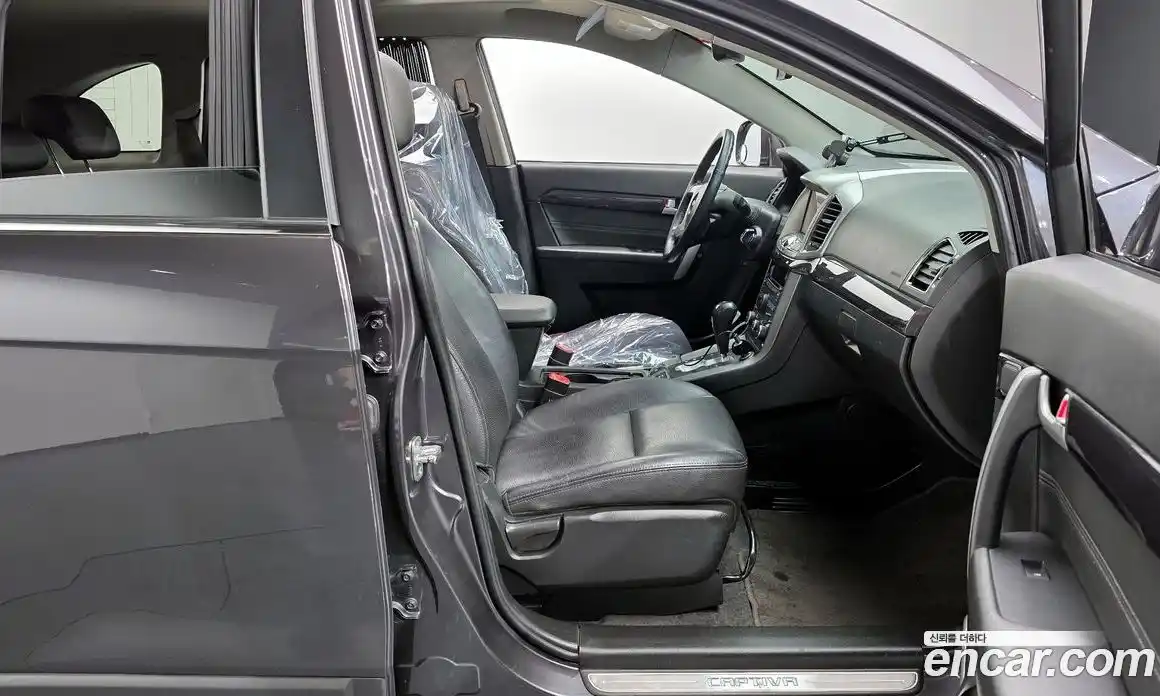 Chevrolet Captiva 2015 2.0 Автомат в Москве № 38509, фото 2