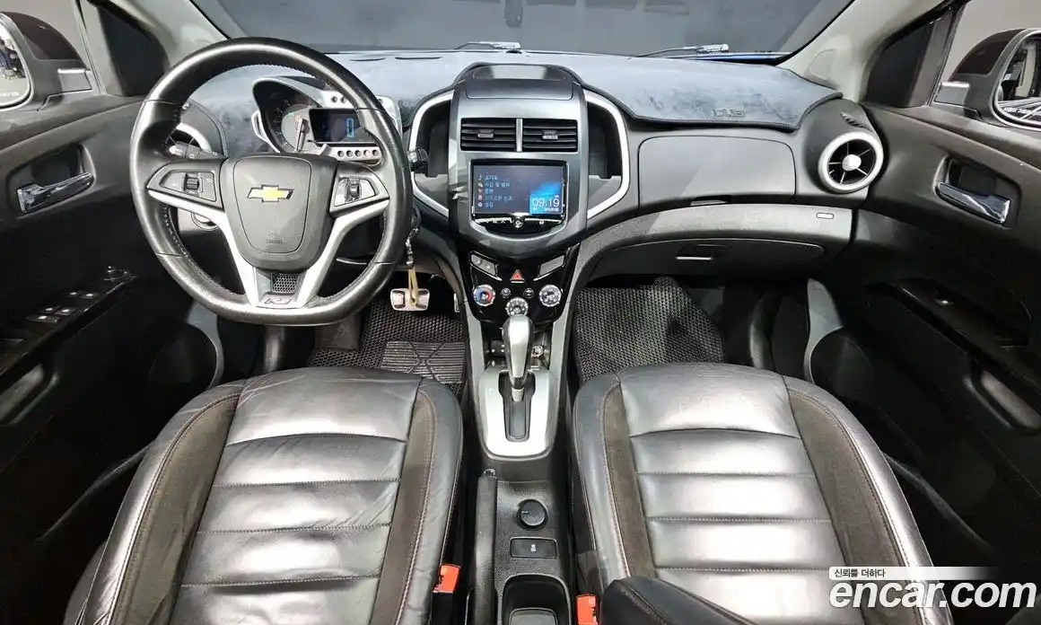 Chevrolet Aveo 2015 1.4 Автомат в Москве № 40069, фото 5