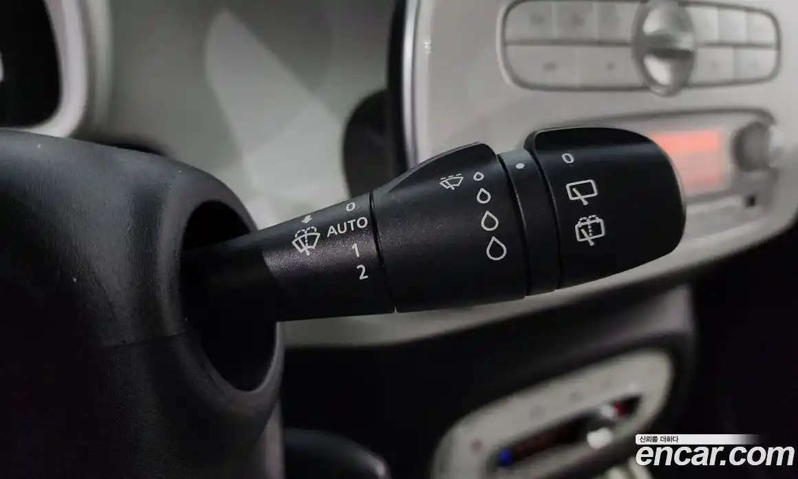 Smart Fortwo 2015 1.0 Автомат в Москве № 402375, фото 15