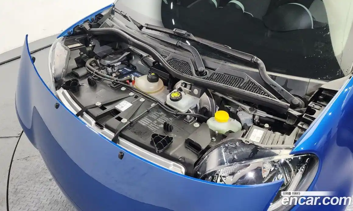 Smart Fortwo 2015 1.0 Автомат в Москве № 402375, фото 6