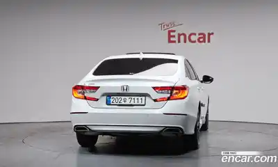 Honda Accord 2021 1.5 Автомат в Москве № 402424, миниатюра 4
