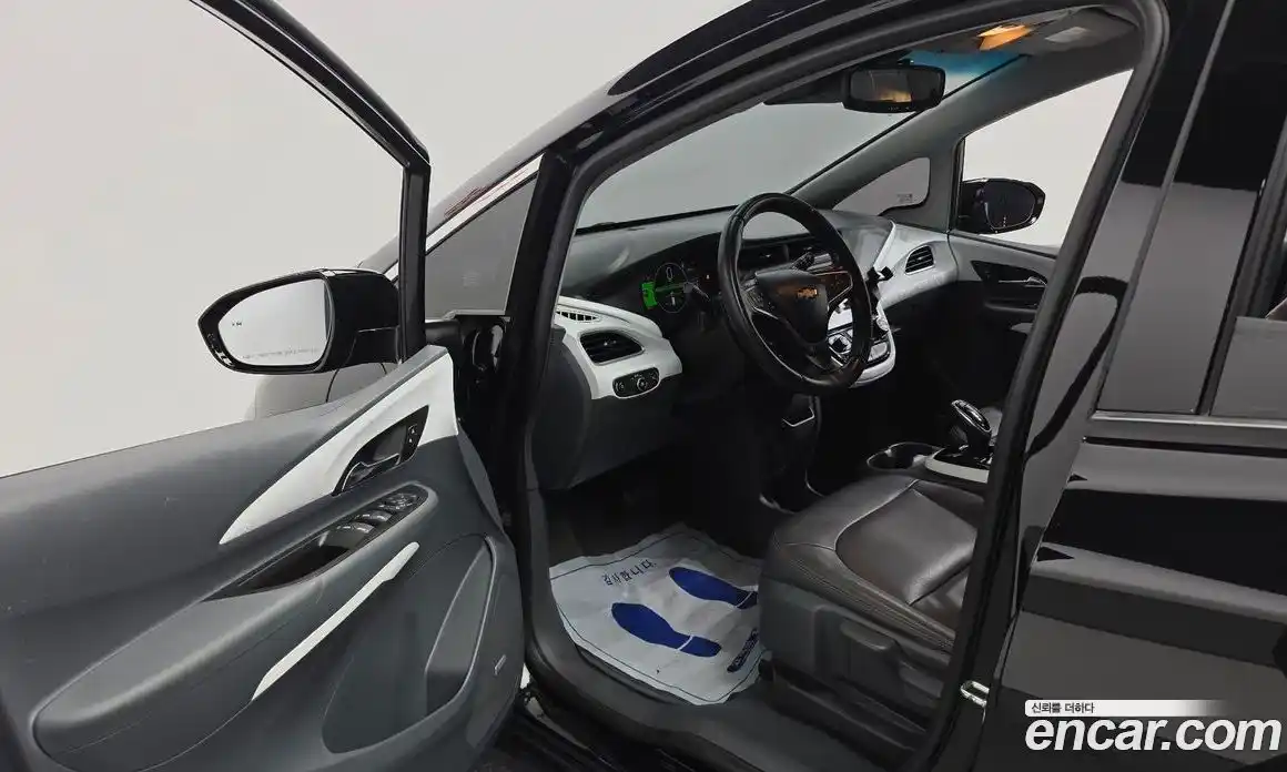Chevrolet Bolt EV 2020 0.2 Автомат в Москве № 41021, фото 5