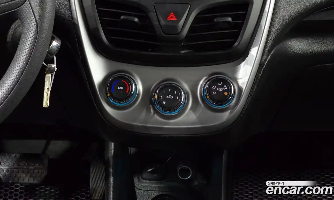 Chevrolet Spark 2016 1.0 Автомат в Москве № 41209, фото 16