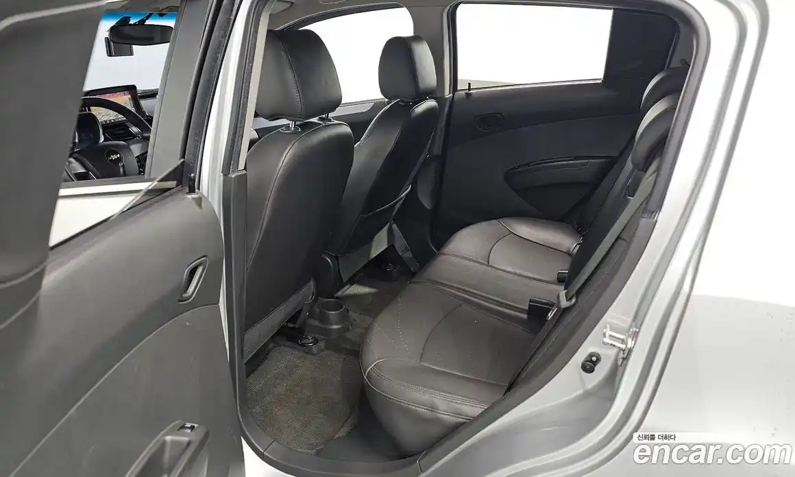 Chevrolet Spark 2014 1.0 Автомат в Москве № 41511, фото 3