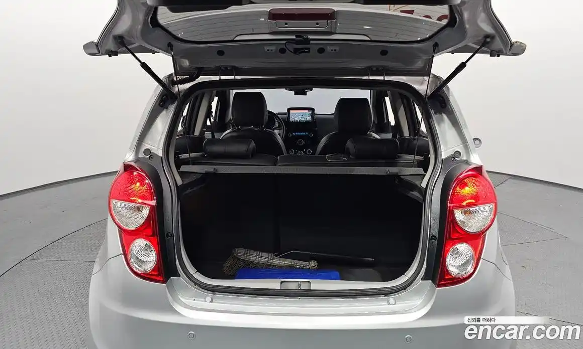 Chevrolet Spark 2014 1.0 Автомат в Москве № 41511, фото 4