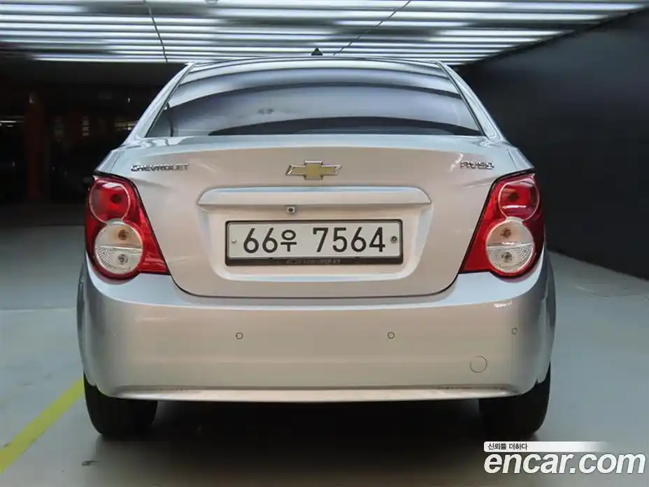 Chevrolet Aveo 2013 1.6 Автомат в Москве № 42372, фото 3