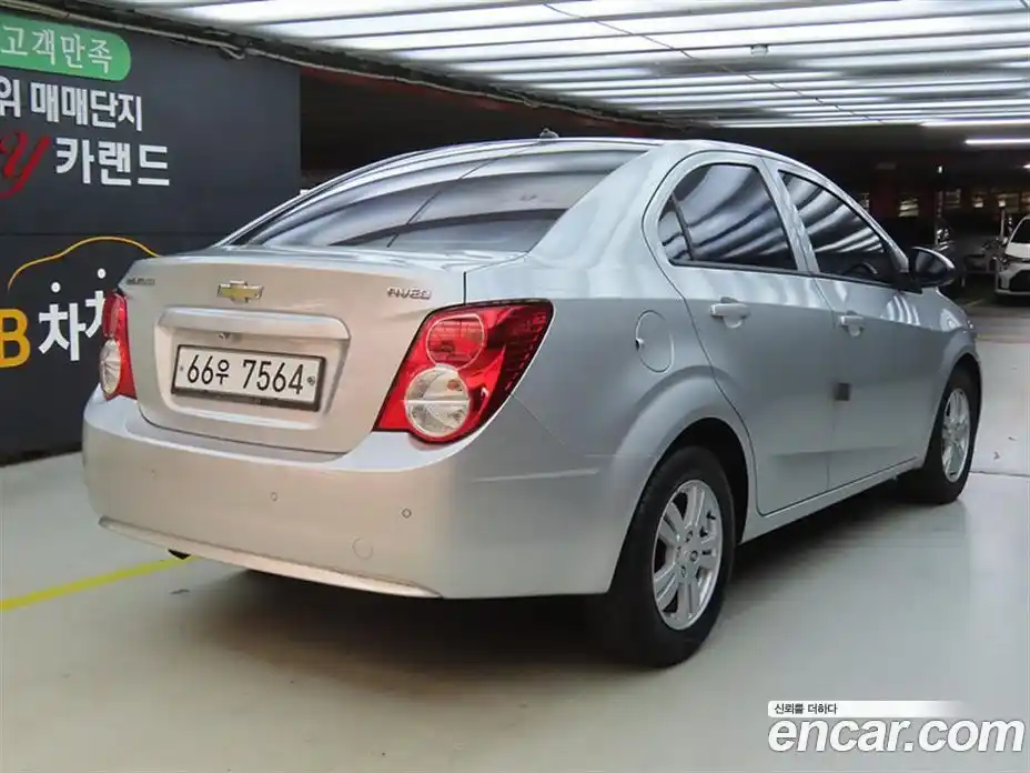 Chevrolet Aveo 2013 1.6 Автомат в Москве № 42372, фото 4