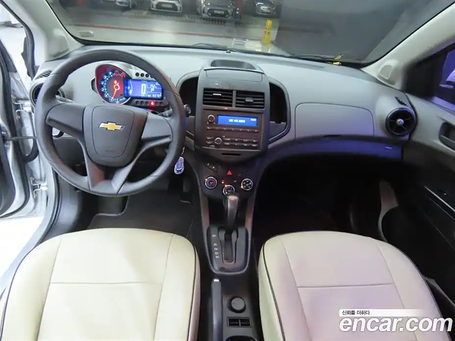 Chevrolet Aveo 2013 1.6 Автомат в Москве № 42372, фото 7