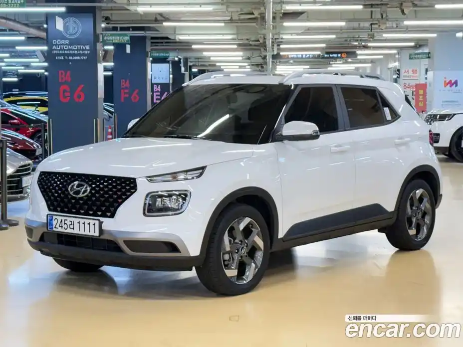 Hyundai Venue 2024 1.6 Автомат в Москве № 44729, фото 1