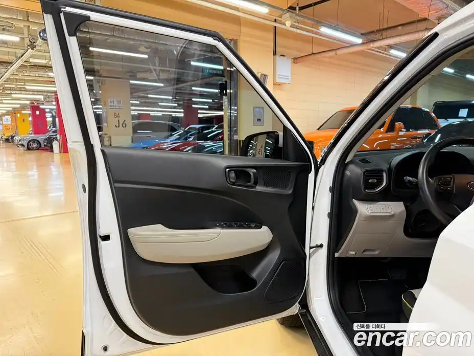 Hyundai Venue 2024 1.6 Автомат в Москве № 44729, фото 10