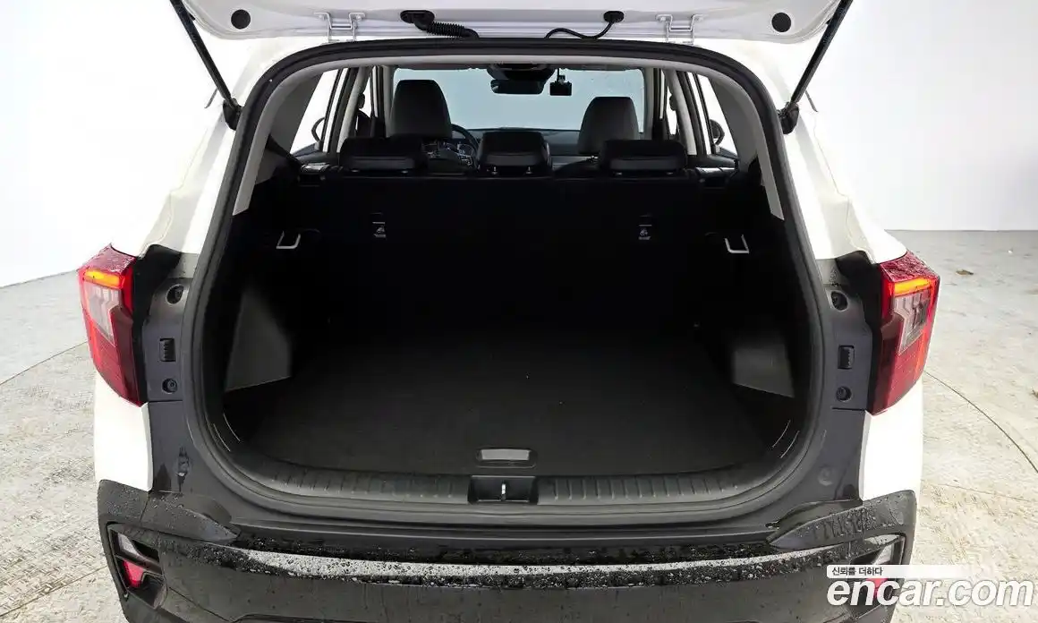 Kia Seltos 2023 1.6 Автомат в Москве № 50445, фото 4