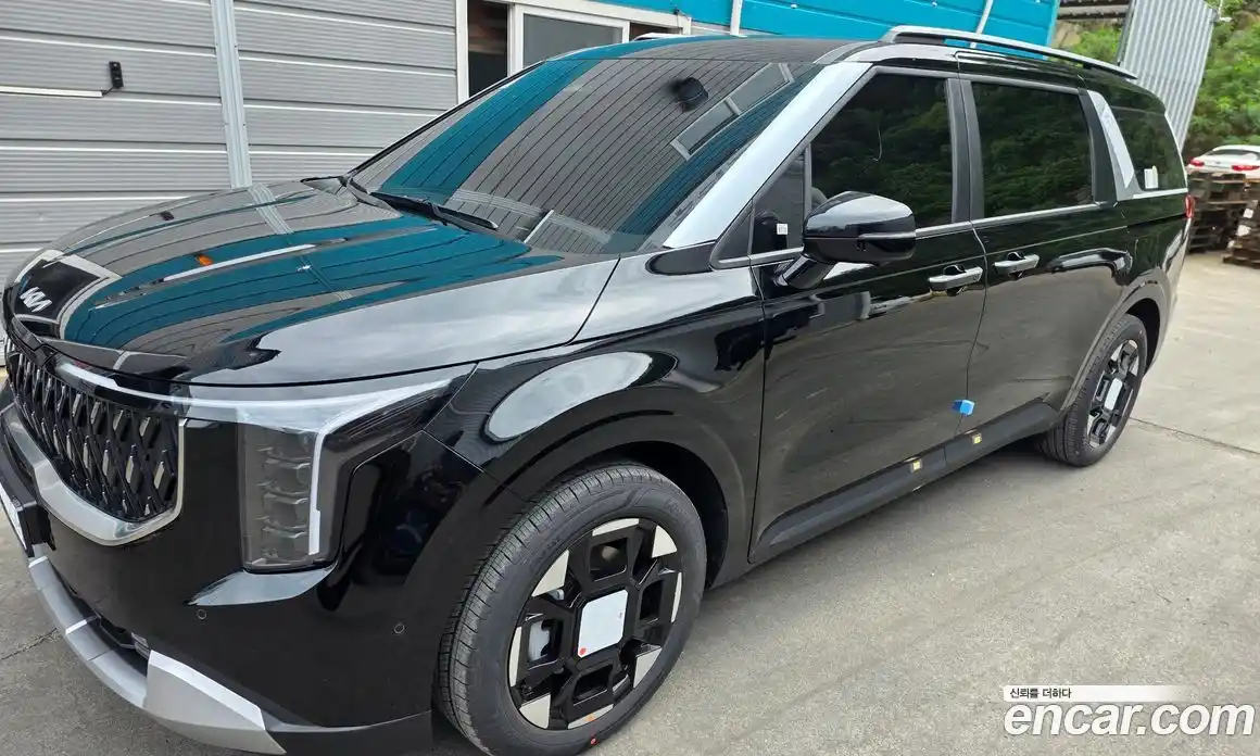 Kia Canival 2026 1.6 Автомат в Москве № 54941, фото 1