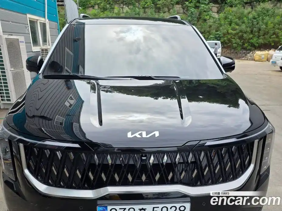 Kia Canival 2026 1.6 Автомат в Москве № 54941, фото 2