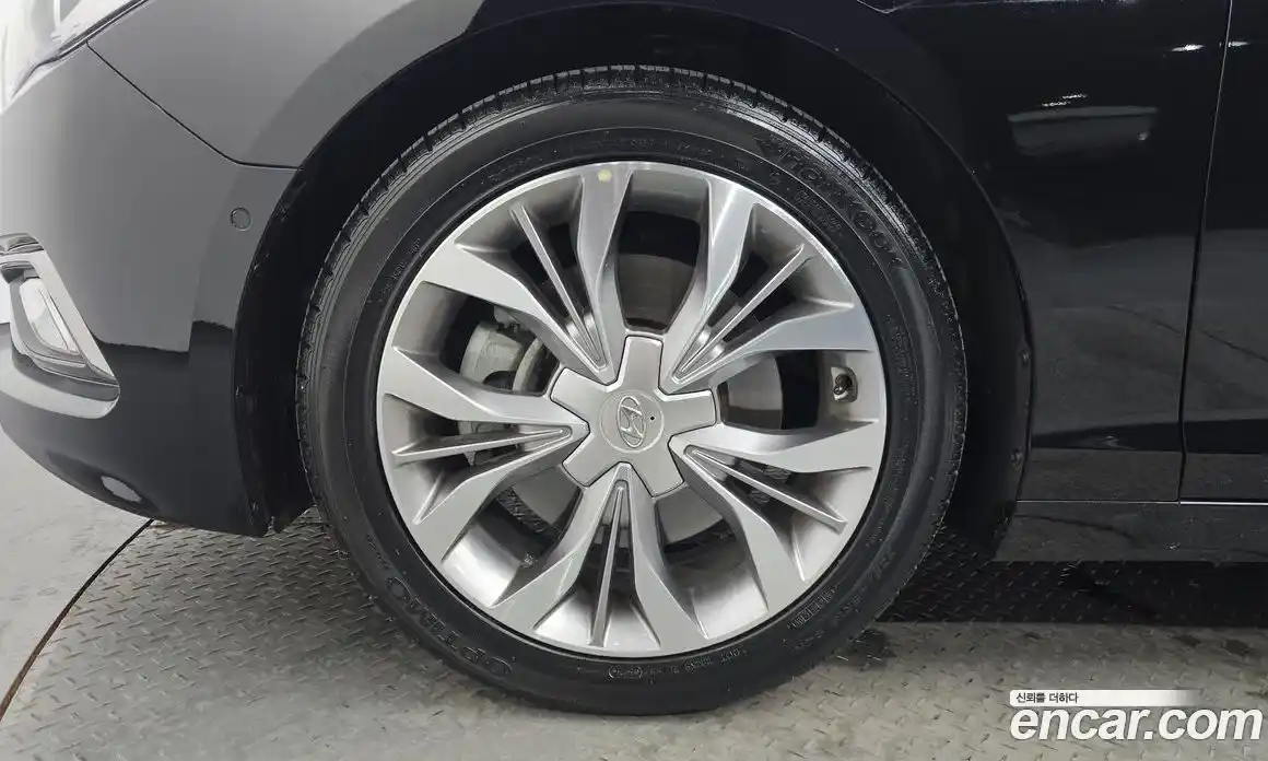 Hyundai Sonata 2016 2.0 Автомат в Москве № 6861, фото 2