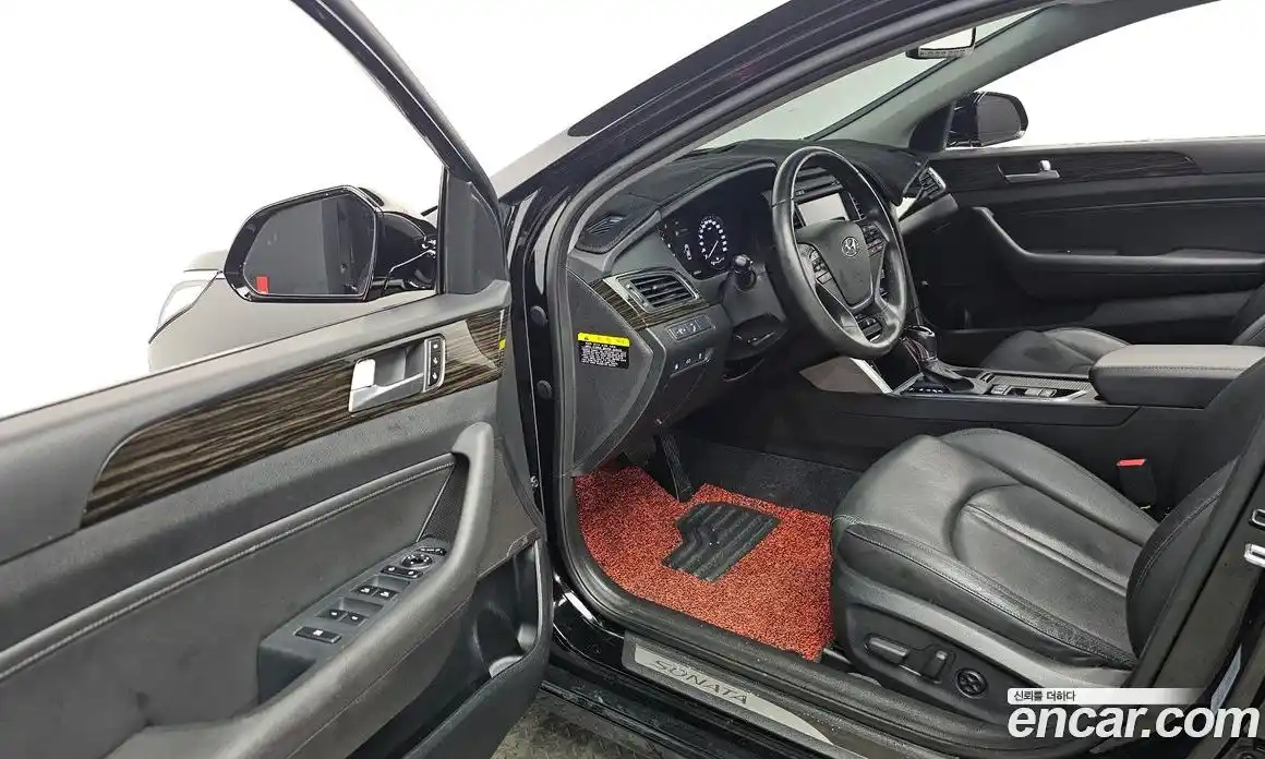 Hyundai Sonata 2016 2.0 Автомат в Москве № 6861, фото 6