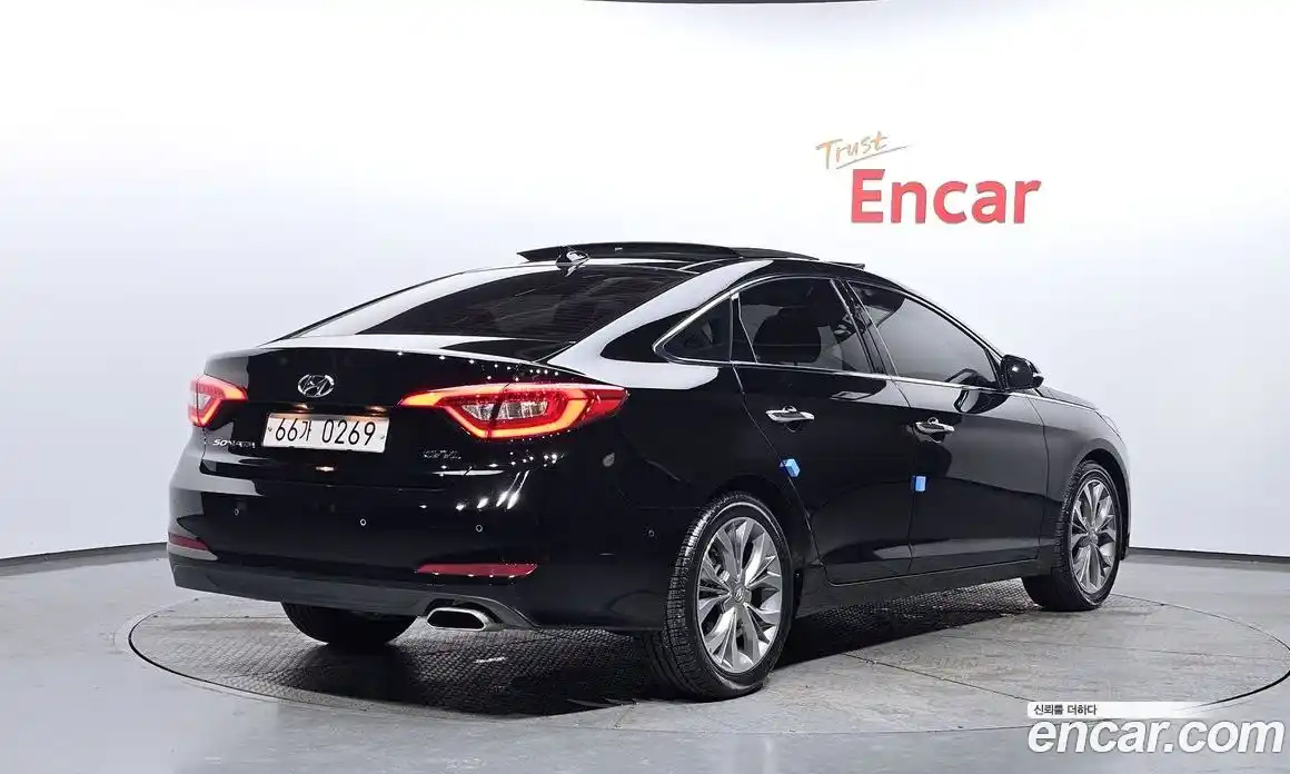 Hyundai Sonata 2016 2.0 Автомат в Москве № 6861, фото 8