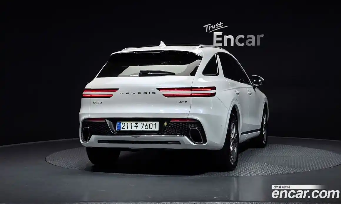 Genesis GV70 2024 2.5 Автомат в Москве № 85384, фото 11