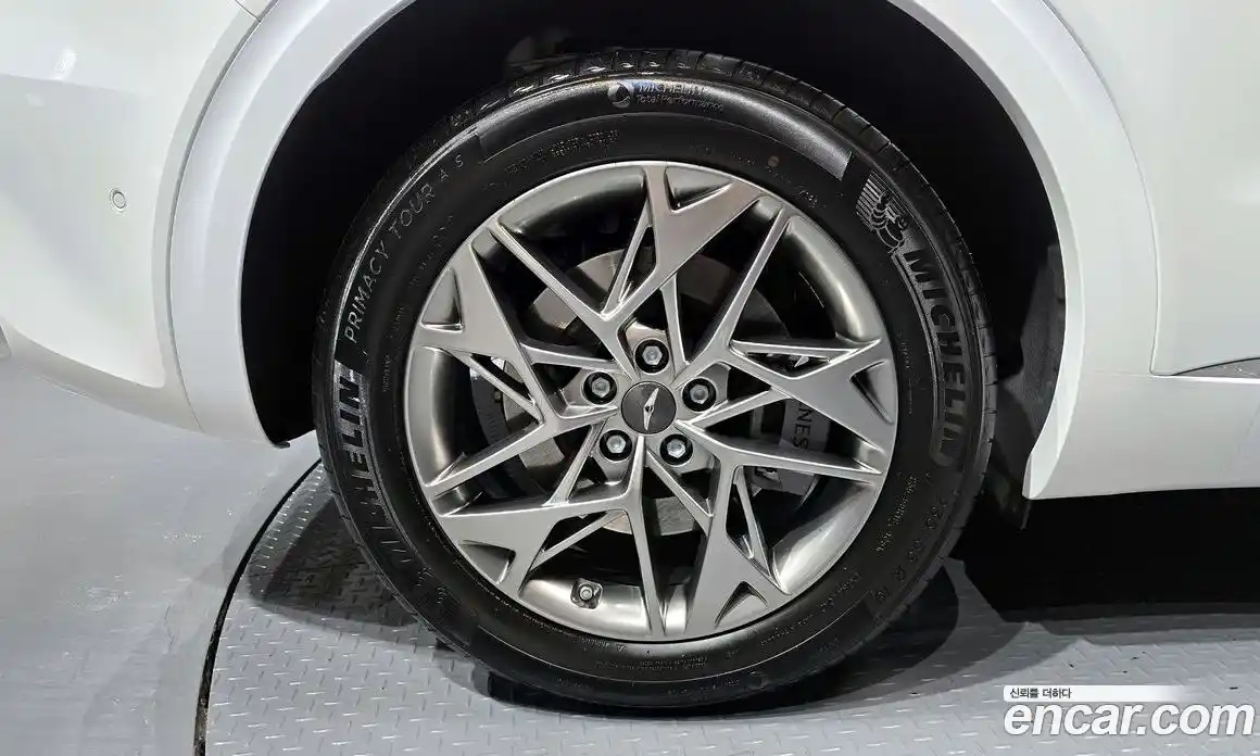 Genesis GV70 2024 2.5 Автомат в Москве № 85384, фото 16