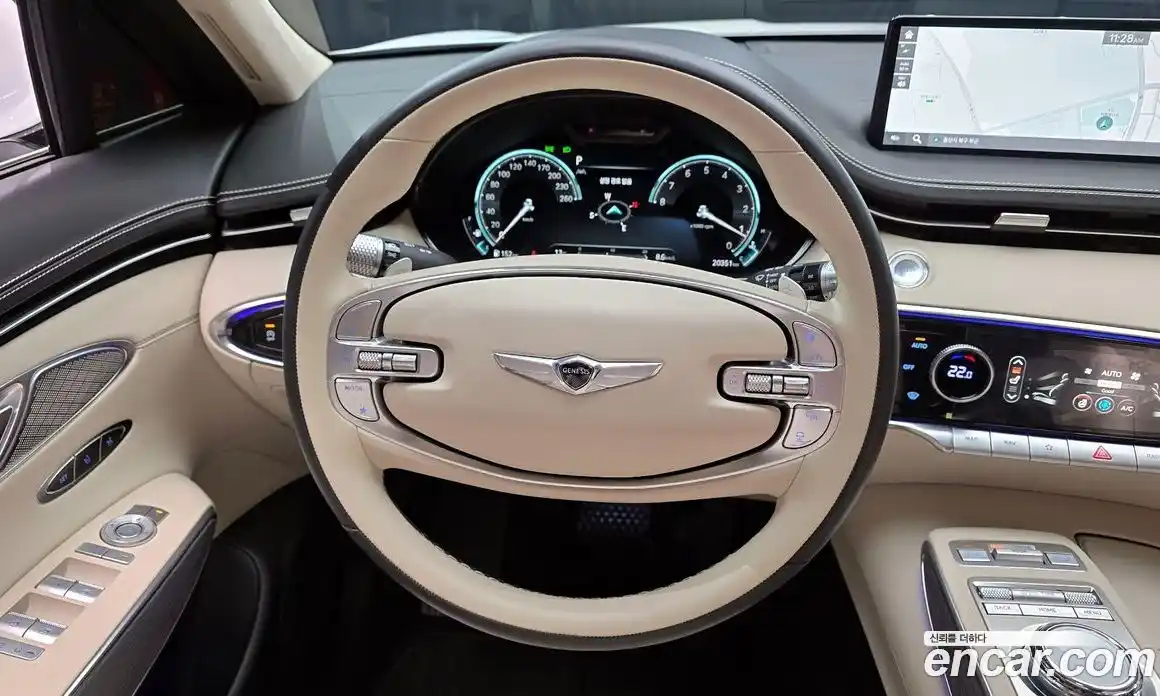 Genesis GV70 2024 2.5 Автомат в Москве № 85384, фото 17