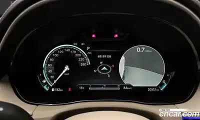 Genesis GV70 2024 2.5 Автомат в Москве № 85384, миниатюра 7