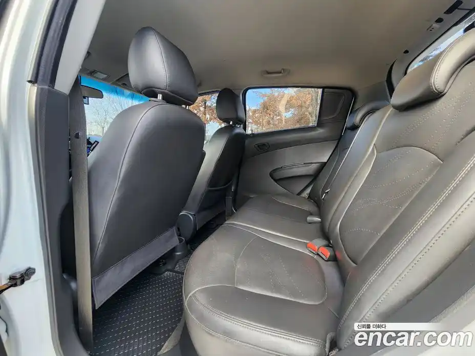 Chevrolet Spark 2014 1.0 Автомат в Москве № 100970, фото 11