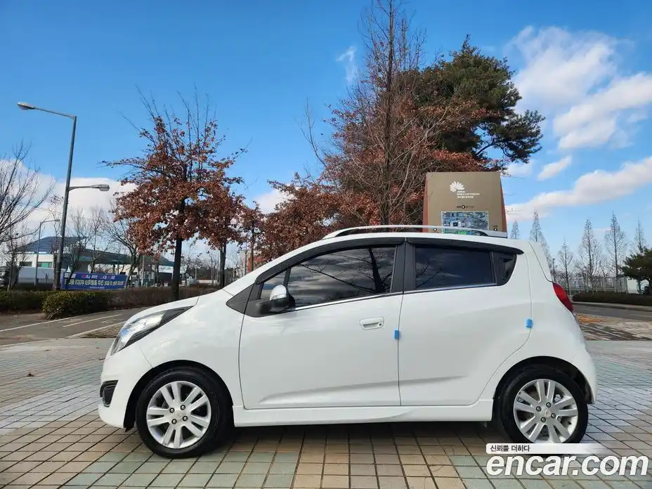 Chevrolet Spark 2014 1.0 Автомат в Москве № 100970, фото 7