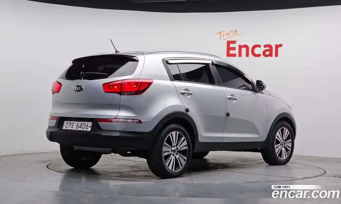 Kia Sportage 2014 2.0 Автомат в Москве № 102599, фото 13