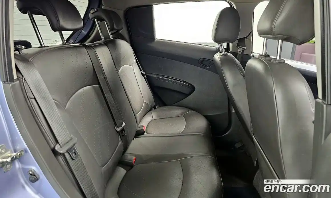 Chevrolet Spark 2014 1.0 Автомат в Москве № 104724, фото 17