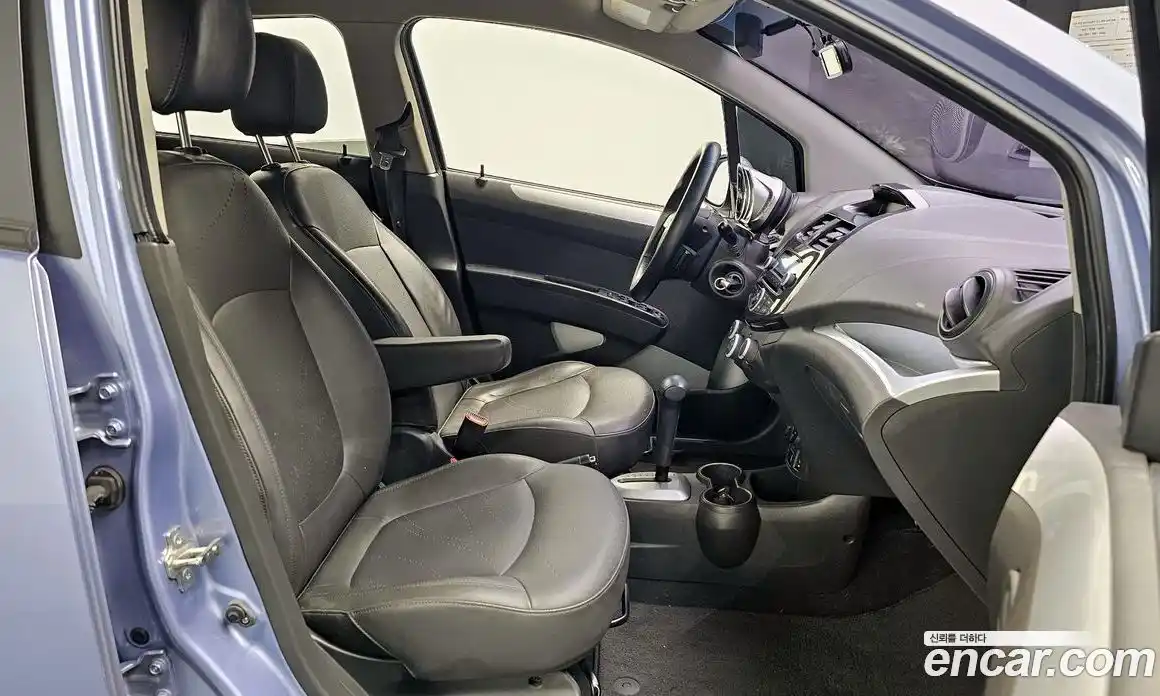 Chevrolet Spark 2014 1.0 Автомат в Москве № 104724, фото 8