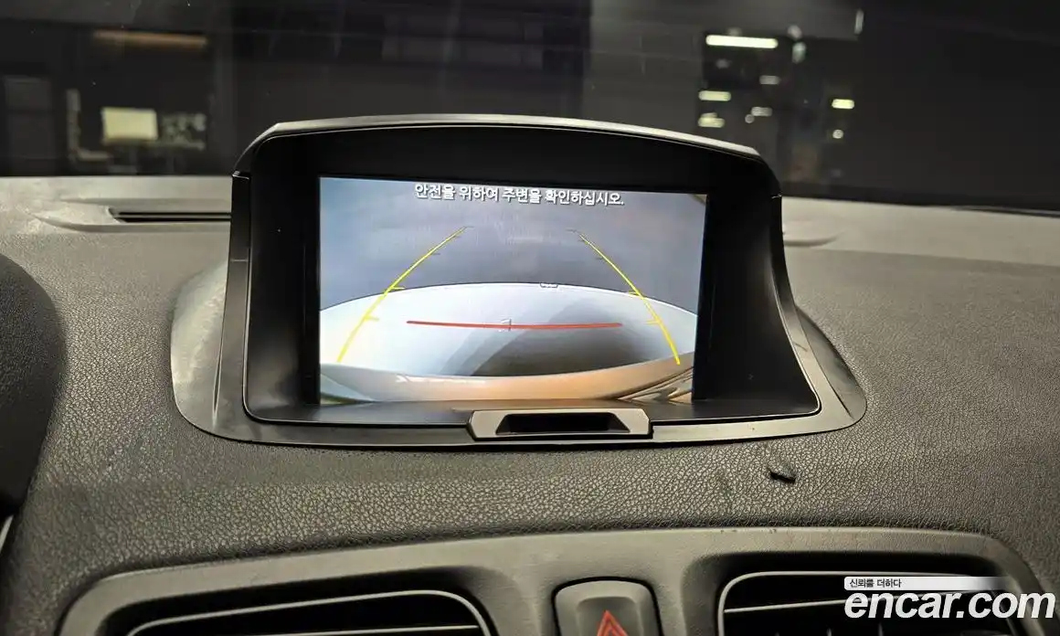 Renault SM3 2012 1.6 Автомат в Москве № 106265, фото 9