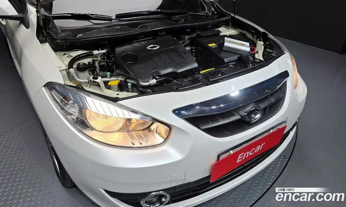 Renault SM3 2012 1.6 Автомат в Москве № 106265, фото 10