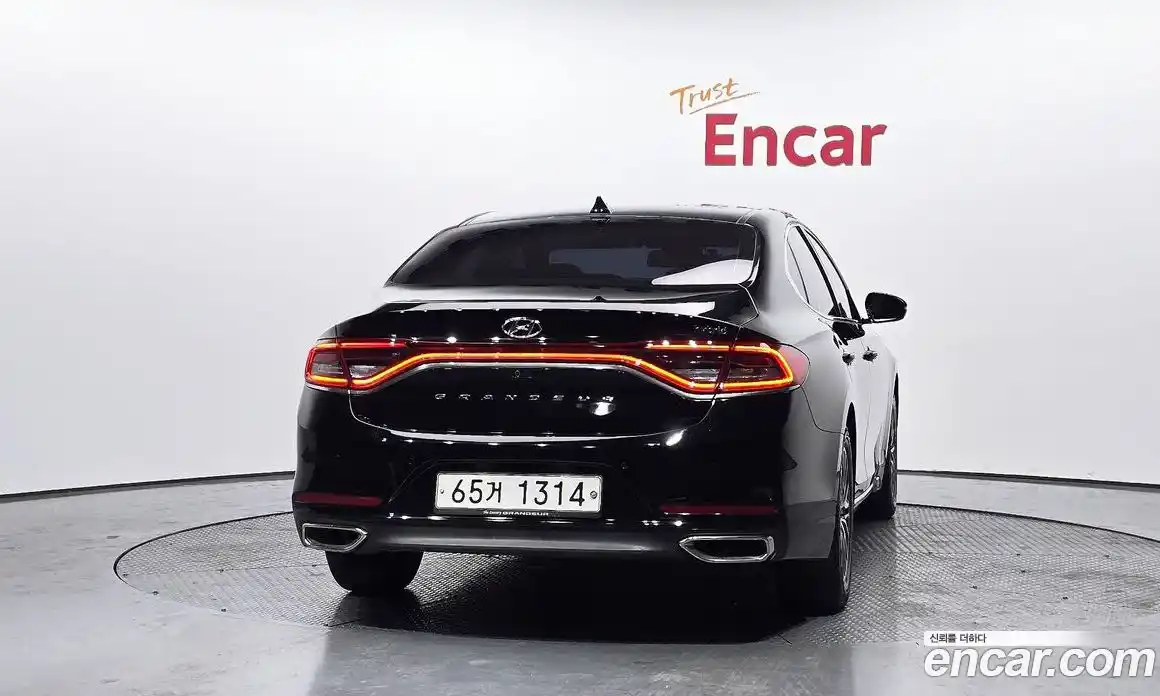 Hyundai Grandeur 2018 2.4 Автомат в Москве № 111707, фото 5