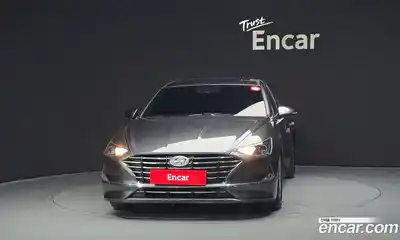 Hyundai Sonata 2022 2.0 Автомат в Москве № 112169, миниатюра 3
