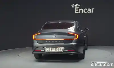 Hyundai Sonata 2022 2.0 Автомат в Москве № 112169, миниатюра 4