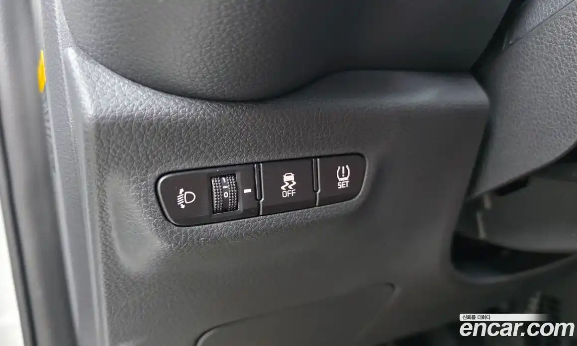 Kia Morning 2024 1.0 Автомат в Москве № 114582, фото 19