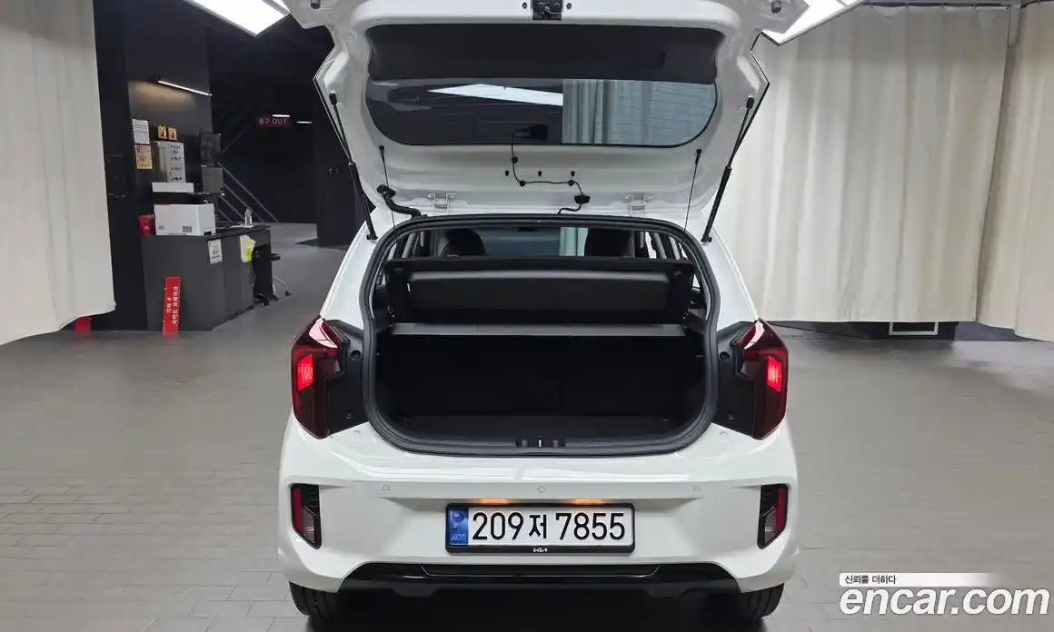 Kia Morning 2024 1.0 Автомат в Москве № 114582, фото 4