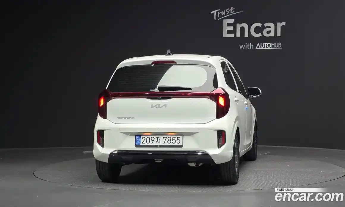 Kia Morning 2024 1.0 Автомат в Москве № 114582, фото 9