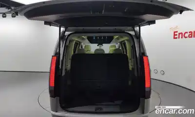 Hyundai Staria, 2023