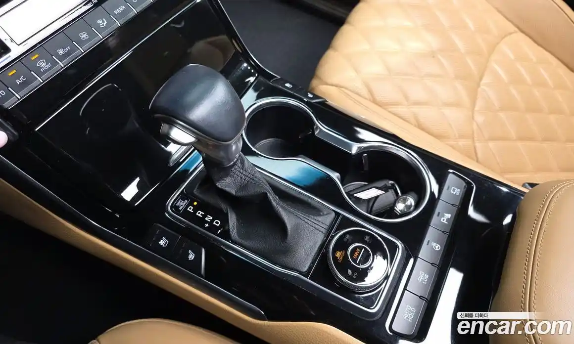 Kia Mohave 2021 3.0 Автомат в Москве № 11650, фото 14