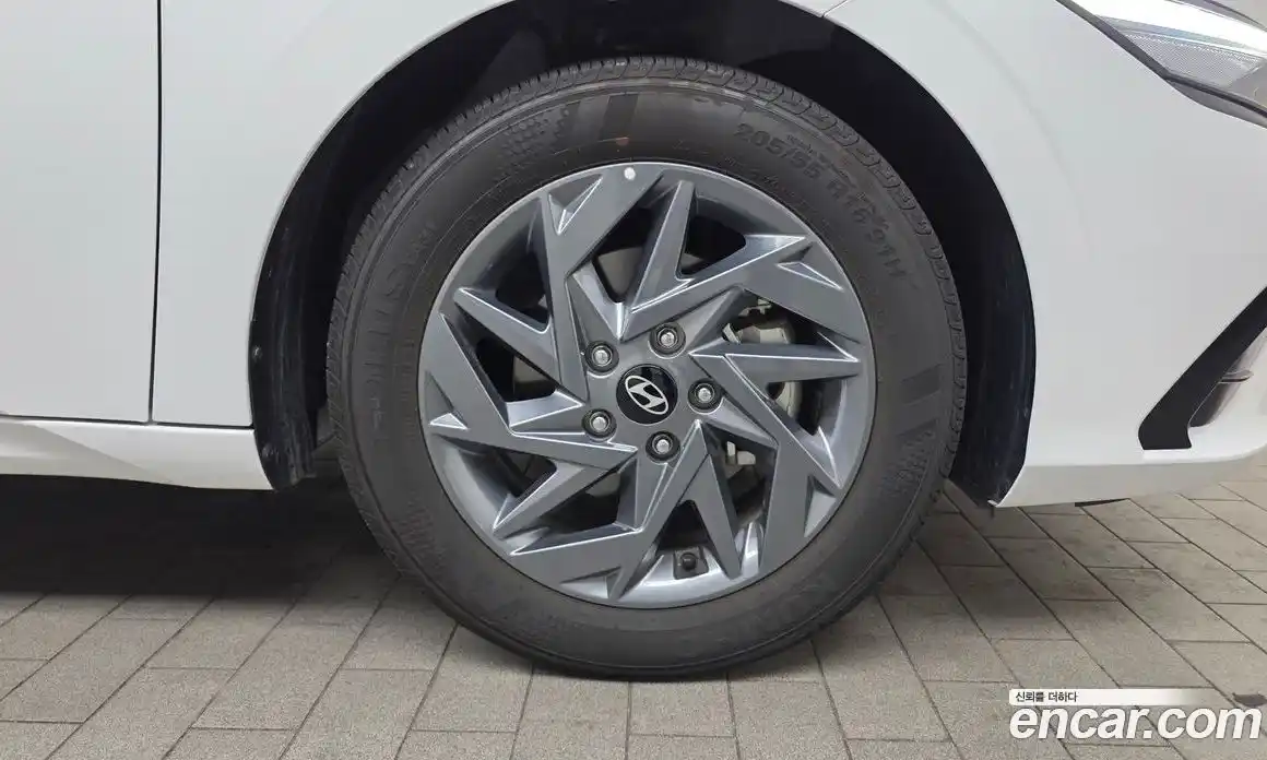 Hyundai Avante 2024 1.6 Автомат в Москве № 119383, фото 12