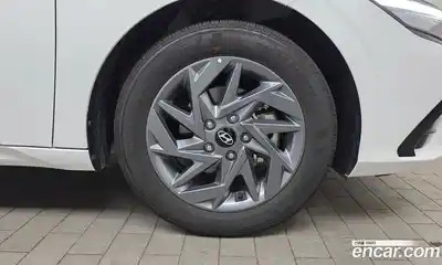 Hyundai Avante 2024 1.6 Автомат в Москве № 119383, миниатюра 12