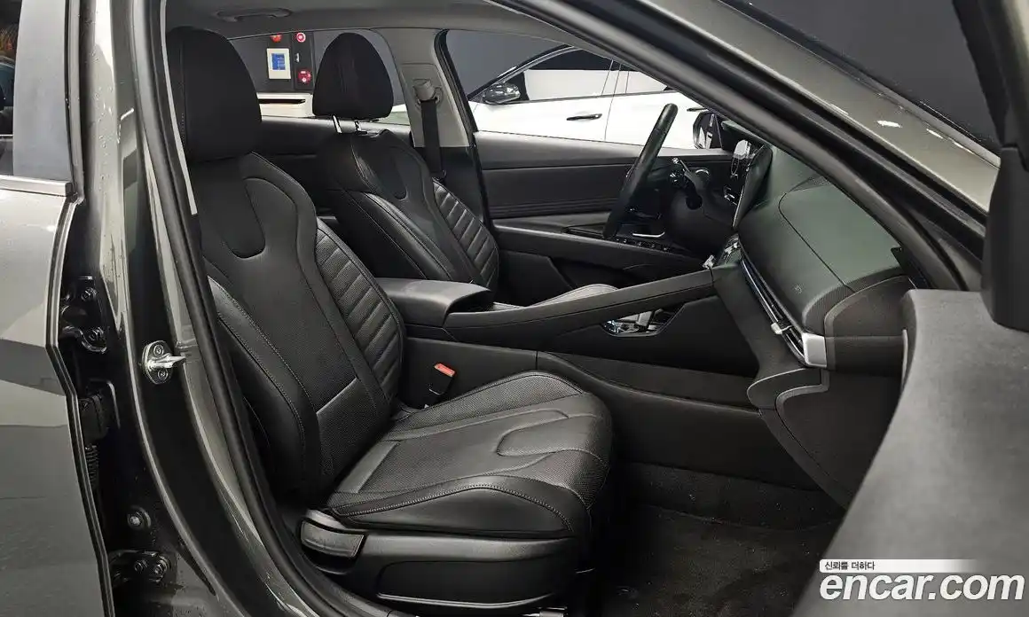 Hyundai Avante 2021 1.6 Автомат в Москве № 120941, фото 16